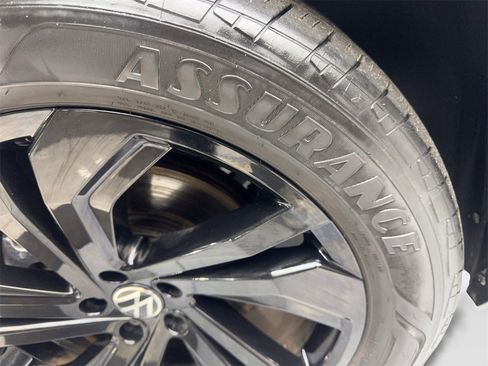 Used 2023 Volkswagen Atlas SE w/ Panoramic Sunroof Package image 86