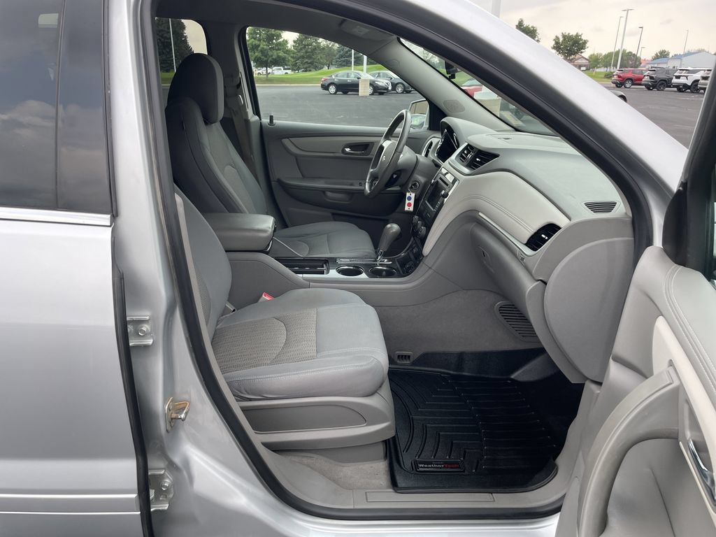 Used 2017 Chevrolet Traverse LT AWD/4WD image 27