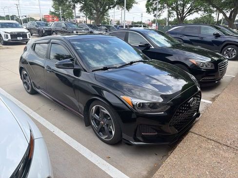 Used 2020 Hyundai Veloster Turbo FWD image 1