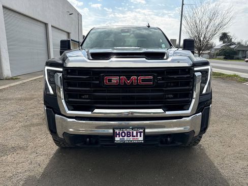 Used 2025 GMC Sierra 2500 Pro image 8