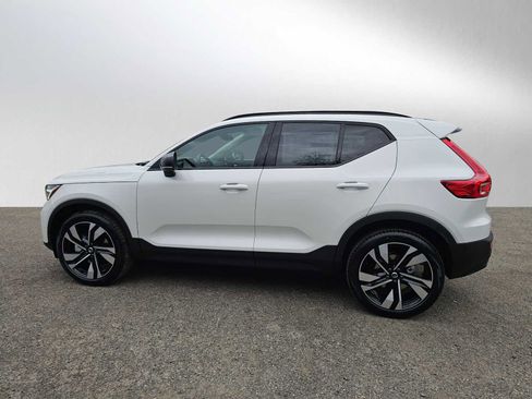 New 2026 Volvo XC40 B5 Plus w/ Protection Package Premier image 6