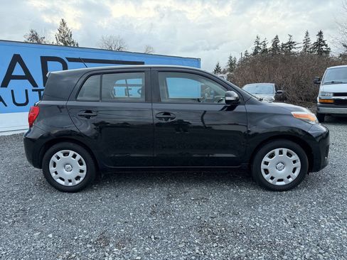 Used 2008 Scion xD image 2