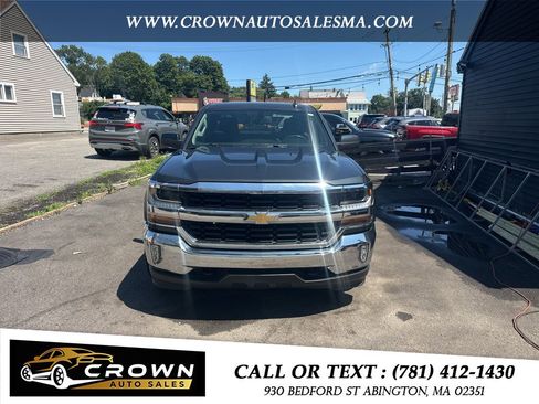 Used 2019 Chevrolet Silverado 1500 LT w/ All Star Edition AWD/4WD image 2