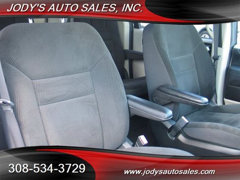 Used 2017 Dodge Grand Caravan SE w/ Power Window Group FWD image 21