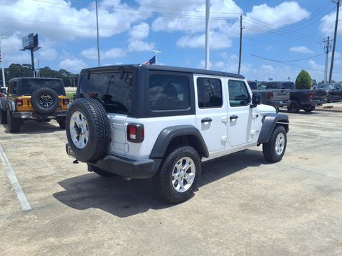 Used 2021 Jeep Wrangler Unlimited Sport AWD/4WD image 2