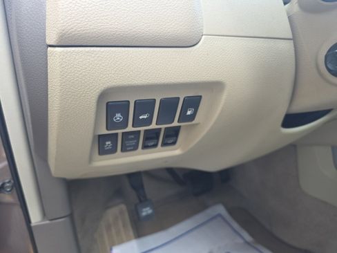 Used 2012 Nissan Murano LE w/ Platinum Pkg image 17