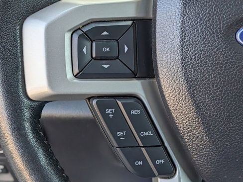 Used 2019 Ford F150 Lariat image 25