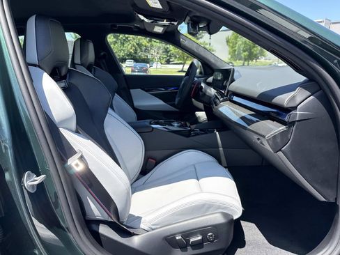 New 2027 BMW M5 w/ Carbon Package AWD/4WD image 16