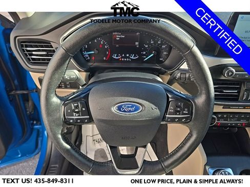 Used 2021 Ford Escape SEL image 18