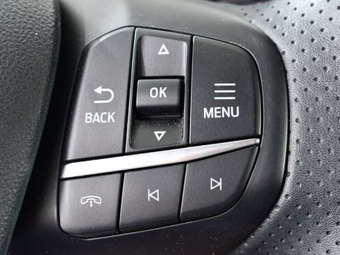 Used 2024 Ford Escape ST-Line w/ Tech Pack #1 AWD/4WD image 32