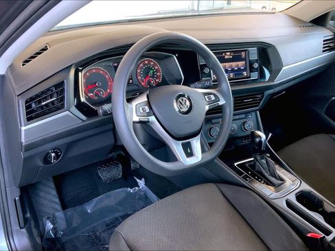 Used 2021 Volkswagen Jetta S image 18