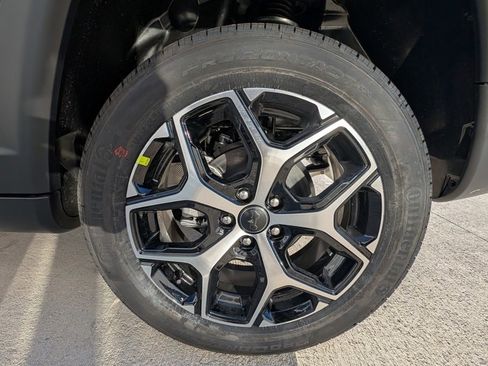 New 2026 Jeep Compass Limited image 39