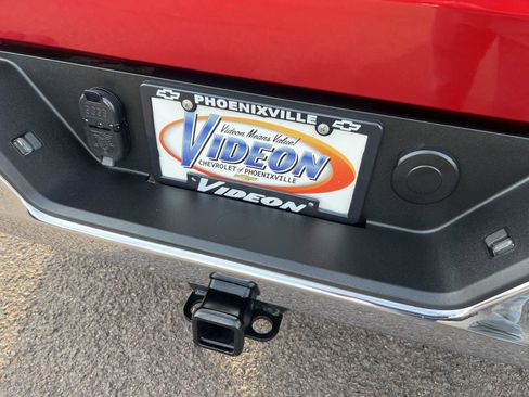 Used 2022 Chevrolet Silverado 1500 LT w/ Bed Protection Package image 10