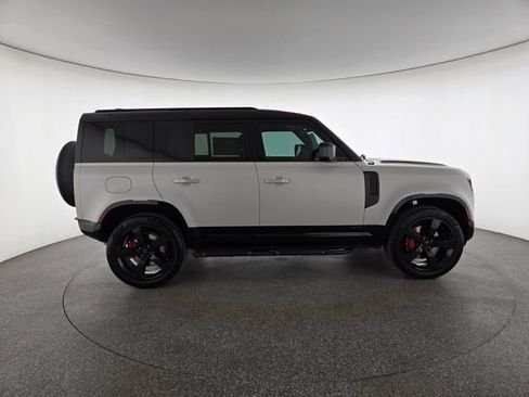 New 2026 Land Rover Defender 110 X AWD/4WD image 6