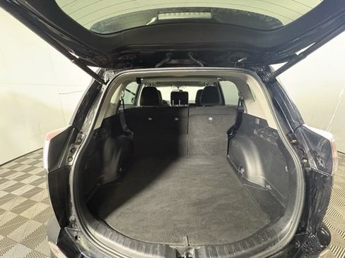 Used 2016 Toyota RAV4 XLE image 23
