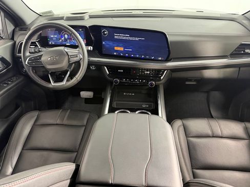 Used 2025 Chevrolet Tahoe RST RWD image 14