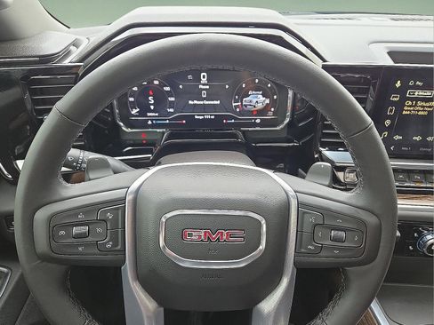 Used 2025 GMC Sierra 1500 Elevation w/ Elevation Premium Package image 24