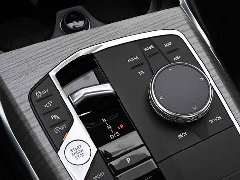 New 2026 BMW 330i Sedan w/ Premium Package image 18