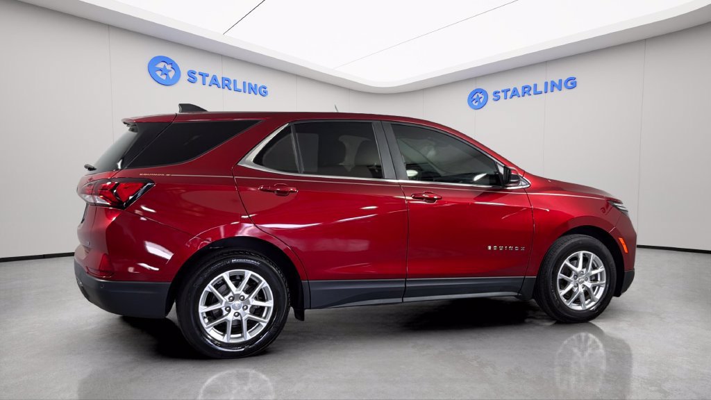 Used 2024 Chevrolet Equinox LT FWD image 11