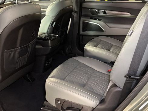 Used 2024 Kia Telluride SX Prestige X-Line AWD/4WD image 17