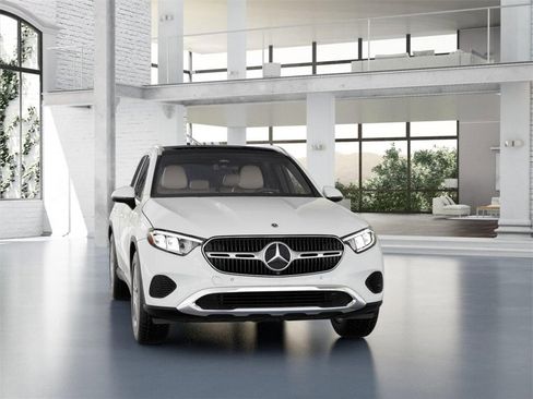 Certified 2023 Mercedes-Benz GLC 300 4MATIC image 8