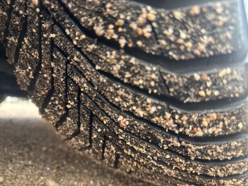 Used 2019 Toyota Camry XSE image 11