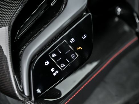 Used 2023 Ferrari SF90 Stradale image 29