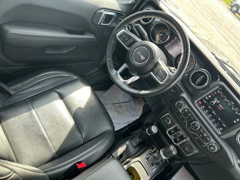 Certified 2023 Jeep Wrangler Unlimited Sahara AWD/4WD image 25