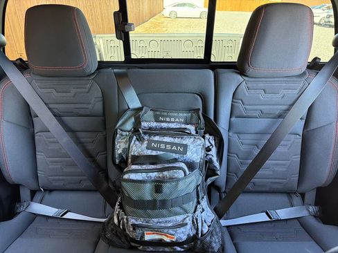 Used 2025 Nissan Frontier PRO-4X w/ Pro Convenience Package image 33