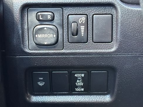 Used 2016 Toyota 4Runner Trail Premium AWD/4WD image 40