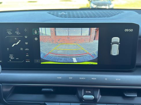 Used 2024 Kia EV9 Light Long Range image 27