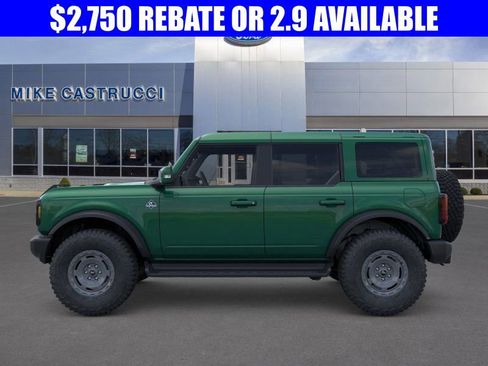 New 2025 Ford Bronco Outer Banks w/ Sasquatch Package image 3