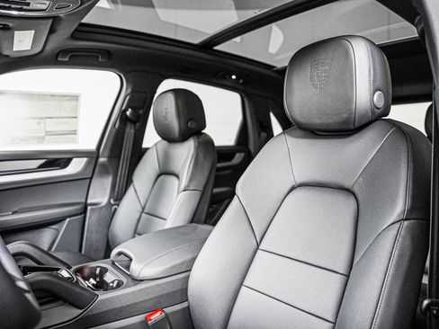 New 2026 Porsche Cayenne S AWD/4WD image 5