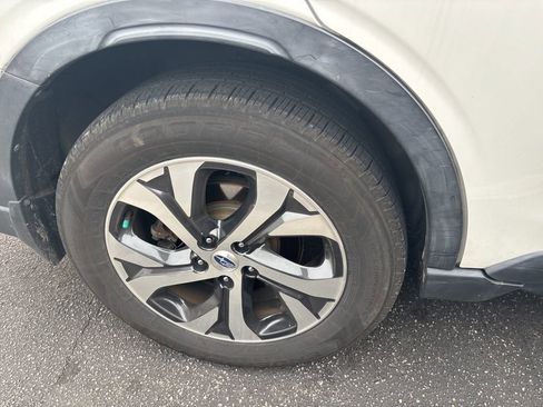 Used 2020 Subaru Outback Limited w/ Popular Package #2 image 12