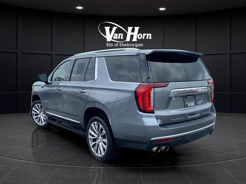 Used 2021 GMC Yukon Denali w/ Denali Premium Package AWD/4WD image 5