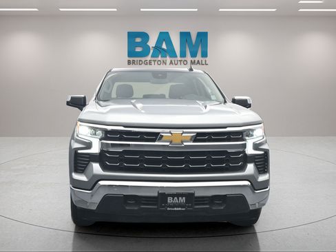 Used 2026 Chevrolet Silverado 1500 LT AWD/4WD image 2