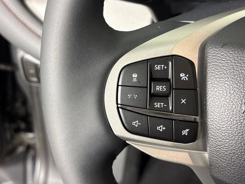 New 2026 Ford Explorer Active RWD image 19