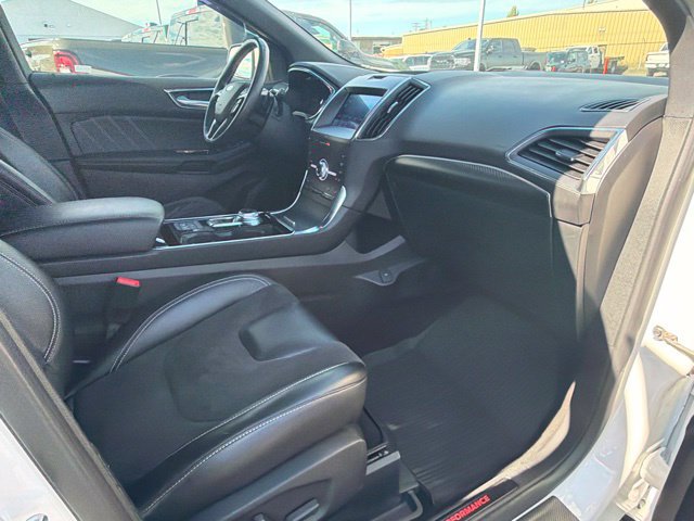 Used 2020 Ford Edge ST w/ Equipment Group 401A AWD/4WD image 9