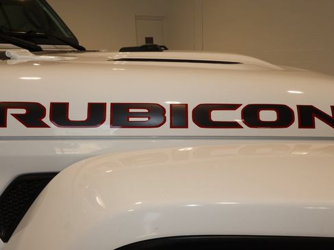 Used 2022 Jeep Wrangler Unlimited Rubicon w/ Xtreme Recon 35" Tire Package AWD/4WD image 34