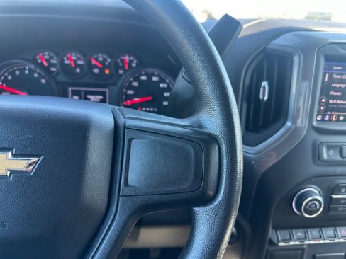 Used 2023 Chevrolet Silverado 1500 Custom image 20