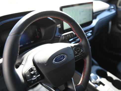 New 2026 Ford Escape ST-Line w/ Tech Pack #1 image 21