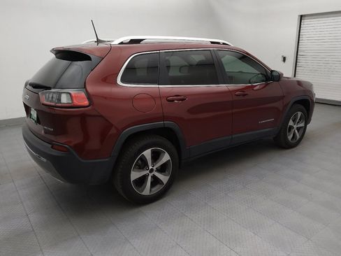 Used 2019 Jeep Cherokee Limited w/ Luxury Group AWD/4WD image 10