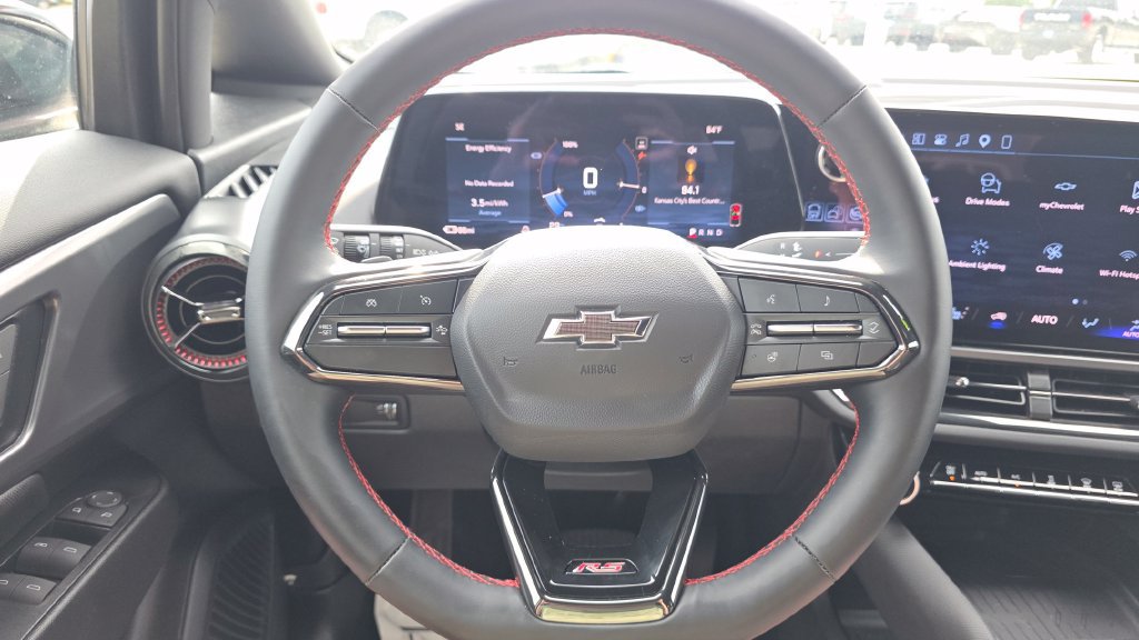 Used 2024 Chevrolet Equinox EV RS FWD image 26