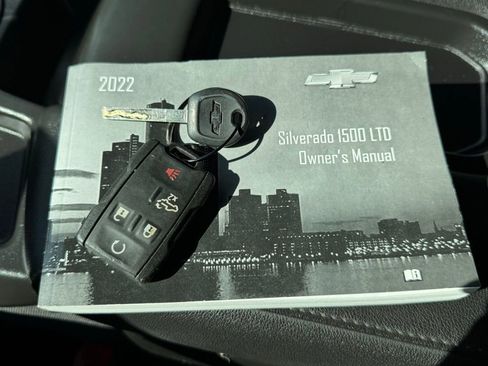 Used 2022 Chevrolet Silverado 1500 Custom w/ Safety Confidence Package image 43