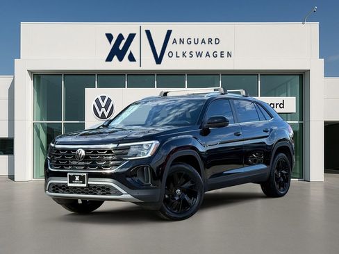 New 2026 Volkswagen Atlas Cross Sport SE FWD image 1