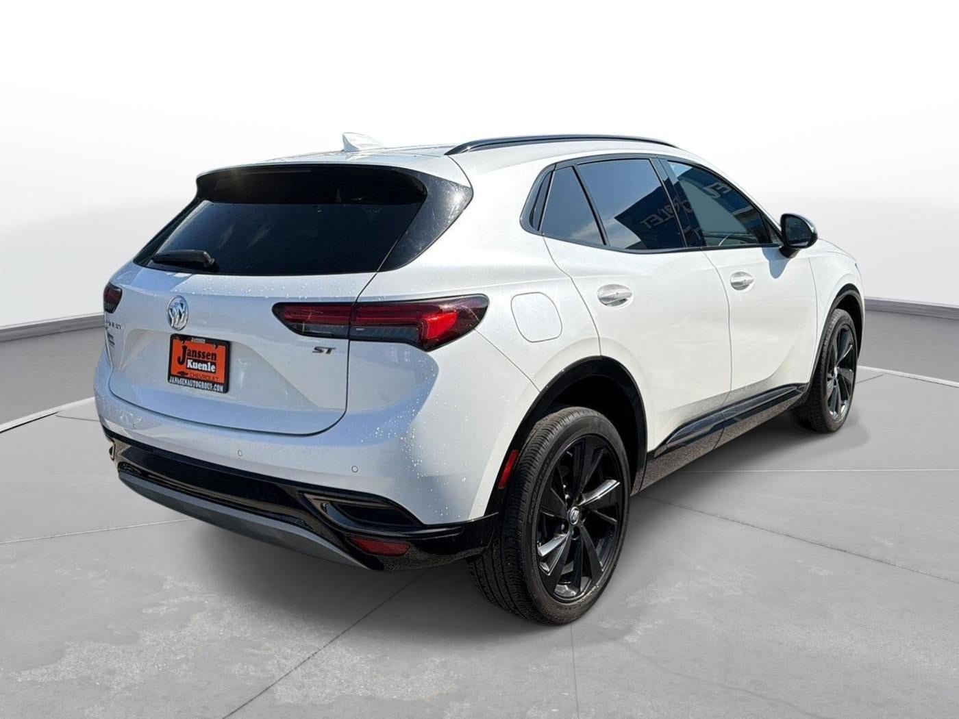 Used 2023 Buick Envision Preferred w/ Sport Touring Package AWD/4WD image 6