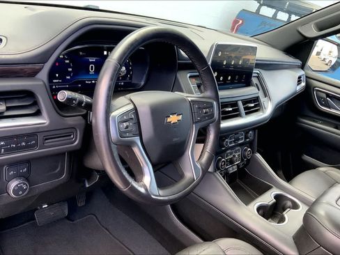 Used 2022 Chevrolet Tahoe LT RWD image 2