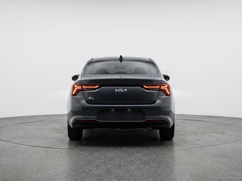 Used 2025 Kia K4 FWD image 7