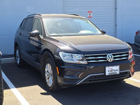 Used 2018 Volkswagen Tiguan S w/ 3rd Row Seat Package image 2