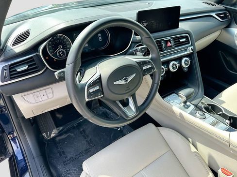 Used 2023 Genesis G70 2.0T AWD/4WD image 9